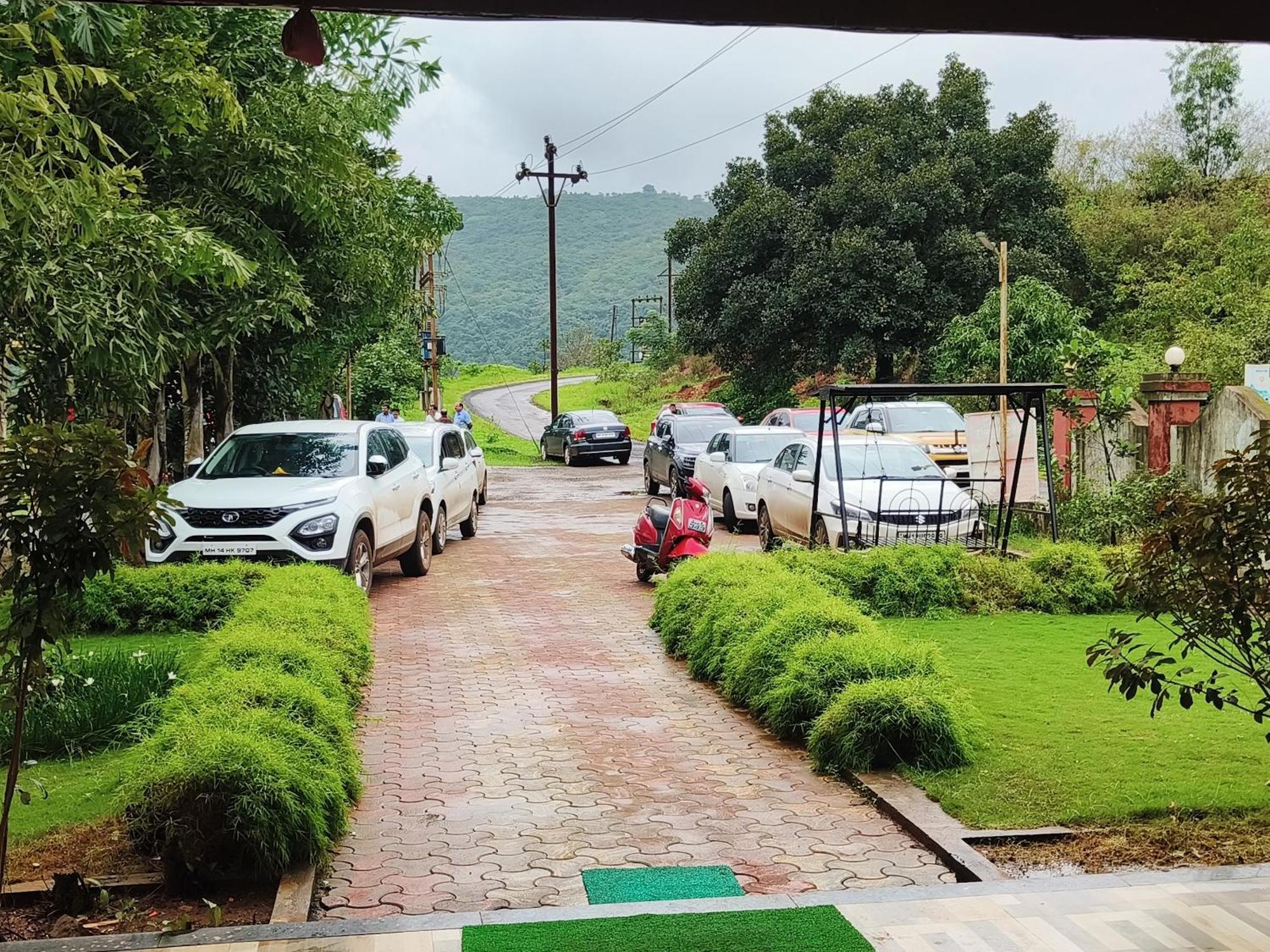 Swiss Lake Resort 拉瓦萨市 外观 照片