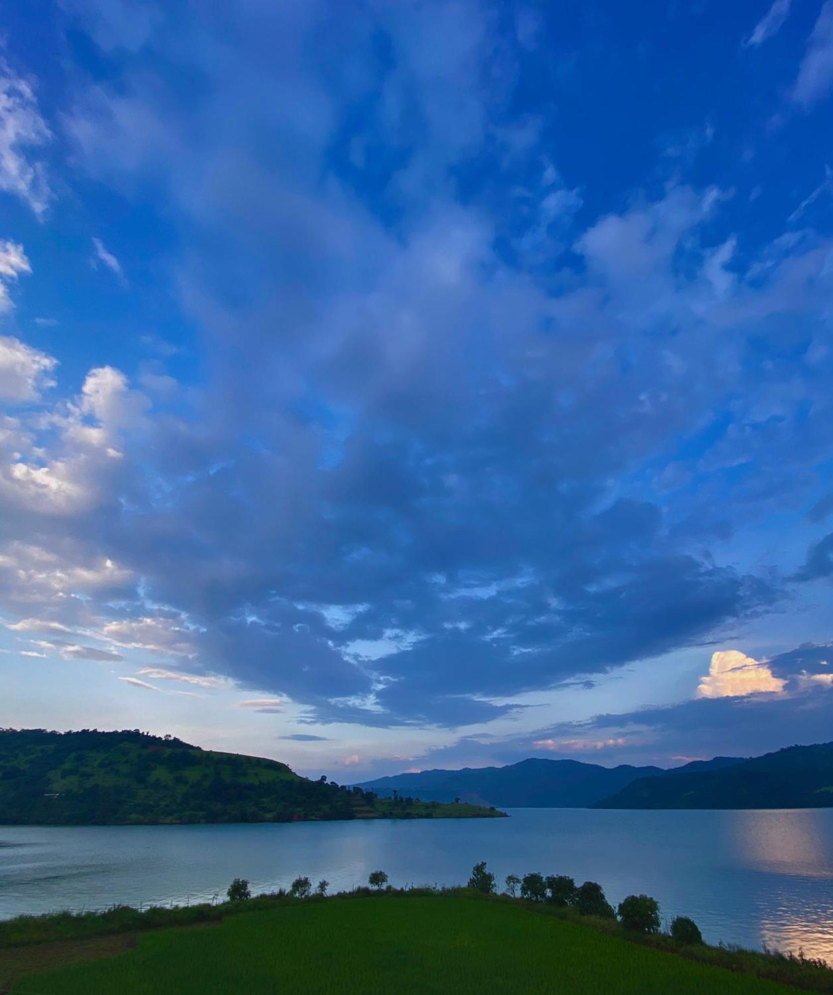 Swiss Lake Resort 拉瓦萨市 外观 照片