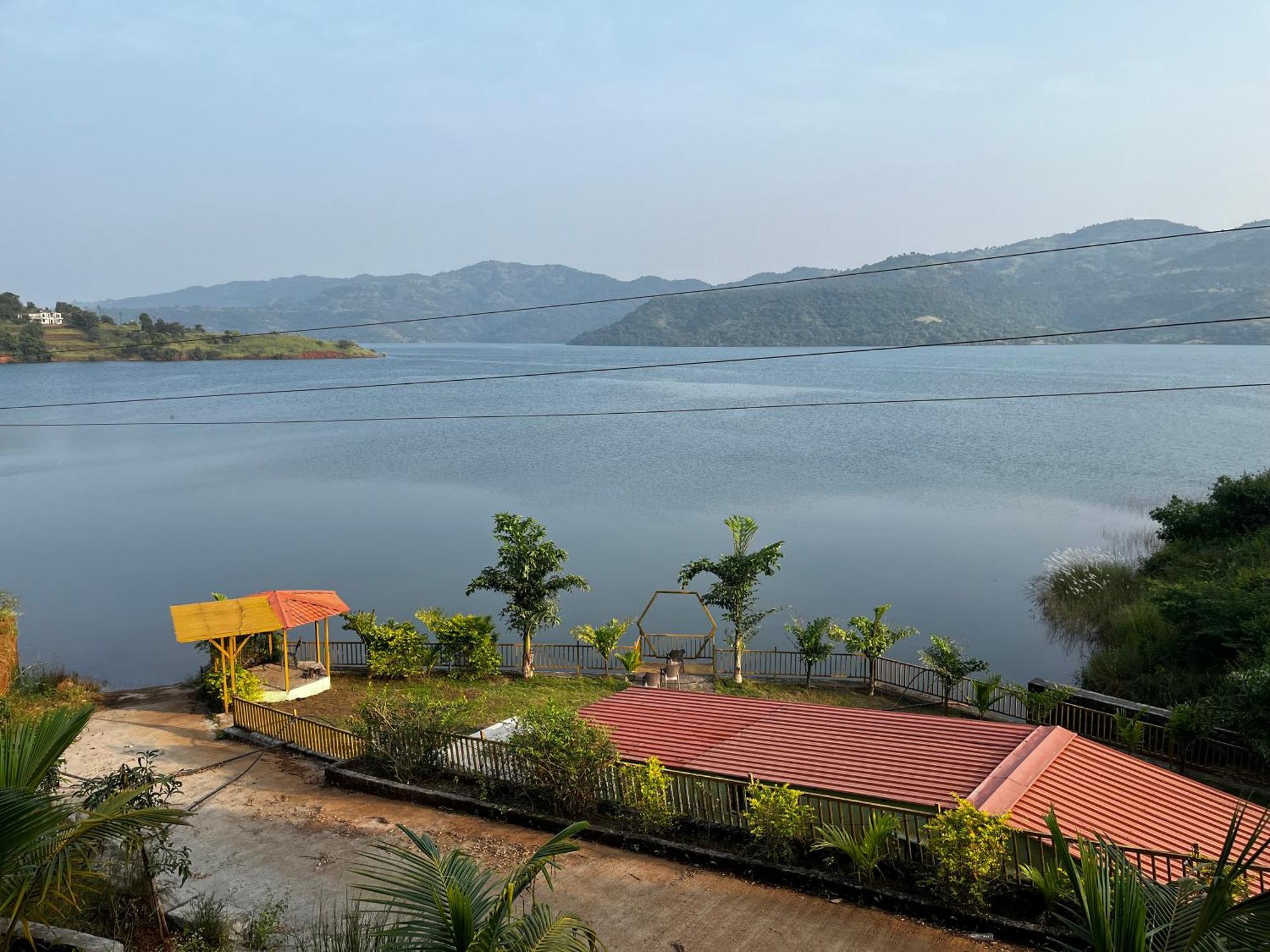 Swiss Lake Resort 拉瓦萨市 外观 照片