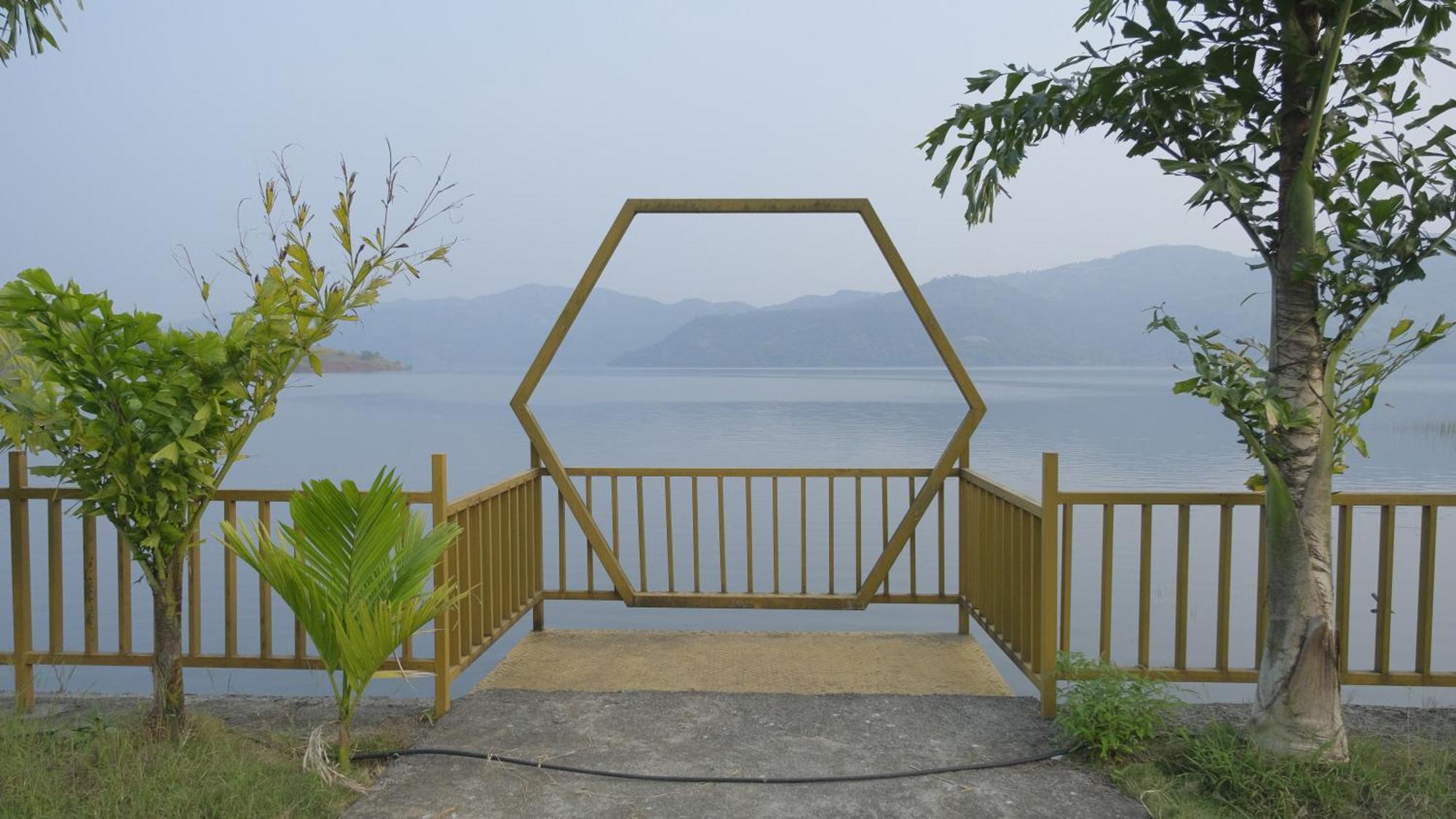 Swiss Lake Resort 拉瓦萨市 外观 照片